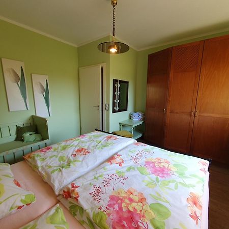 Ferienwohnung Am Traumgarten, 35646 Uplengen ภายนอก รูปภาพ