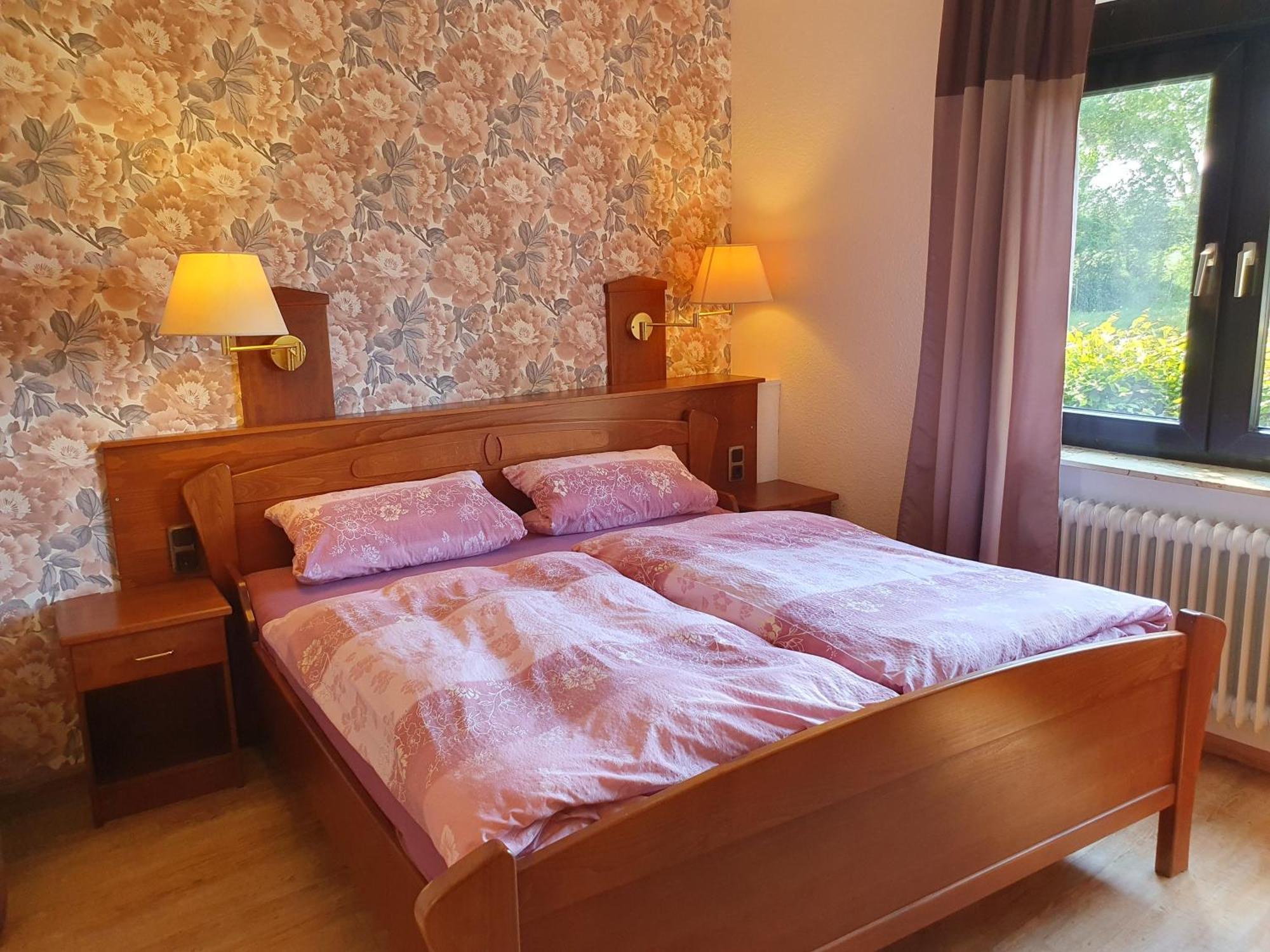 Ferienwohnung Am Traumgarten, 35646 Uplengen ภายนอก รูปภาพ